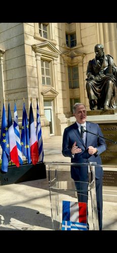 c068df0f-e907-44c9-8a9c-13e8bb5d5f06