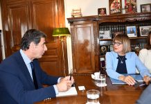 Στο επίκεντρο η προοπτική προσέλκυσης επενδύσεων εκατέρωθεν ΣΥΝΑΝΤΗΣΗ ΤΟΥ ΥΦΥΠΟΥΡΓΟΥ ΕΣΩΤΕΡΙΚΩΝ, Κ.ΓΚΙΟΥΛΕΚΑ, ΜΕ ΤΗΝ ΠΡΟΕΔΡΟ ΤΗΣ ΕΠΑΡΧΙΑΚΗΣ ΚΥΒΕΡΝΗΣΗΣ ΤΗΣ ΑΥΤΟΝΟΜΗΣ ΕΠΑΡΧΙΑΣ ΤΗΣ ΒΟΪΒΟΝΤΙΝΑΣ DSC_2311